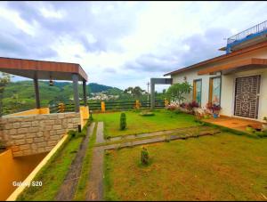 Habib Villa Tulips
