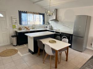 Maisons de vacances Maison commode : photos des chambres