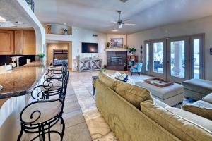 Chillin at Chip - Big Groups Welcome