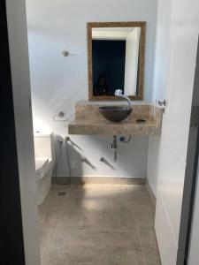 Casa excelente e ampla na represa de Piracaia