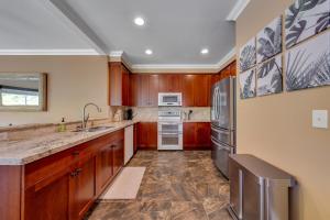 Tropical Oasis at Regency at Poipu Kai 514