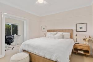 Annies Escape - Elegant Coastal Style by the Beach