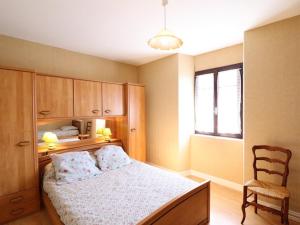 Maisons de vacances Gite Cros-de-Montvert, 3 pieces, 5 personnes - FR-1-742-232 : photos des chambres