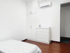 2rooms Cozy Minimalist 1-6pax Columbia UiTM Netflix - Kampong Bukit Naga