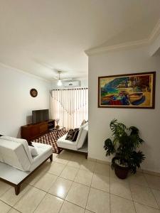 APTO DE FRENTE PARA O MAR - CAIÇARA