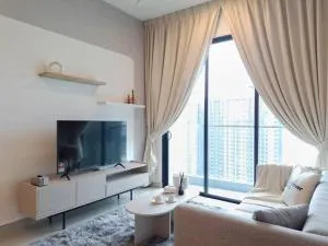 Lavile Premier Suite Cheras 5 - 6 pax 3R2B - Kampong Pandan Quarters