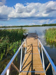Okno Na Wodę- całoroczne domy z linią brzegową jeziora i sauną