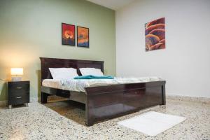 Tourist Friendly Home -3BHK AC Near Birla Mandir, Hyderabad