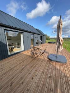 Pļavas vidū - romantiska brīvdienu māja