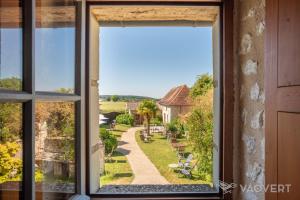 Hotels Le Pigeonnier du Perron, The Originals Relais (Relais du Silence) : photos des chambres