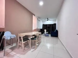 Traders Garden , cheras Trader square 3 bedroom Balakong serdang - Kampong Bukit Dukong