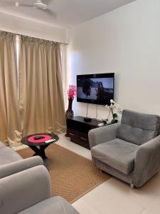 TATA Rio De Goa, Good Stay 2 BHK Pool View Premium Apartment, 805