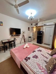 Good Stay Pool view Premium Studio Apartment 206