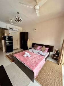 Good Stay Pool view Premium Studio Apartment 206