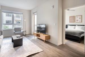 Emeryville 1br w bbq gym nr restaurants SFO-1468