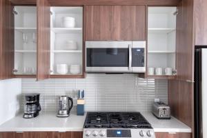 Emeryville 1br w bbq gym nr restaurants SFO-1468