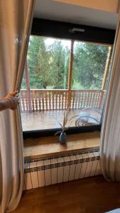 V13 Wild Cabin - Traditional mountain cabin with cosy modern rooms