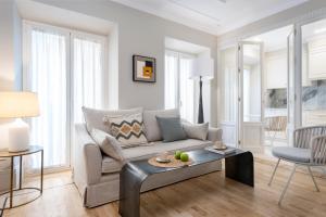 Casa Pilatos Suites Apartments