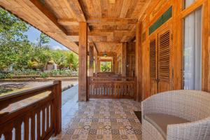 Bungalow Deluxe Nhìn Ra Khu Vườn (Deluxe Bungalow with Garden View)