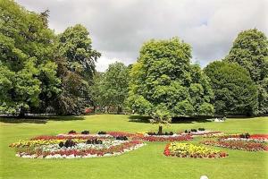 *RE9bC* For your most relaxed & Cosy stay + Free Parking + Free Fast WiFi *