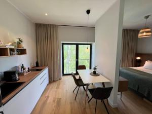 Lovely apartment by the sea.