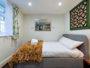 Cozy Brixton Hideaway Cute & Convenient Stay - Pass the Keys