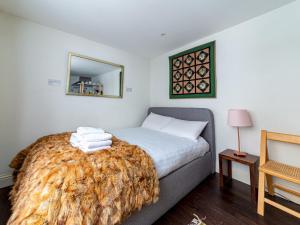 Cozy Brixton Hideaway Cute & Convenient Stay - Pass the Keys