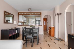 Zeus Apt Riviera del Sol by Costarentals - Ref 221