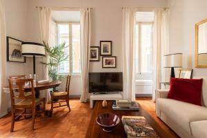 Pantheon Delightful Apartment