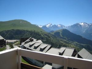 Appartements Appartement Huez, 2 pieces, 5 personnes - FR-1-405-94 : photos des chambres