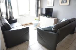 Kustverhuur, Oude manege Nieuwvliet, Nieuwvliet 3 - 9