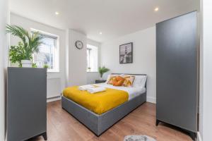 Fantastic London Home, 2 Bedrooms 2 Bathrooms - Next to the US Embassy & Nine Elms Station