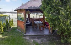 2 Bedroom Amazing Apartment In Stezyca