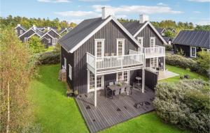 Nice Home In Gjern With Wifi