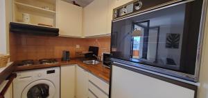 Frejus Plage LA MIOUGRANO, T2-3 49m2, 5 personn