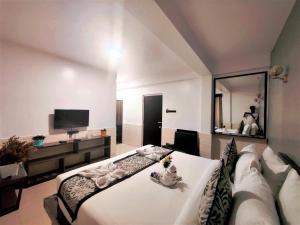 Namdul Boutique