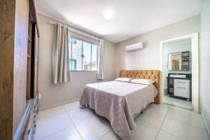 052 - Ótimo Custo a 350m da Praia de Bombas