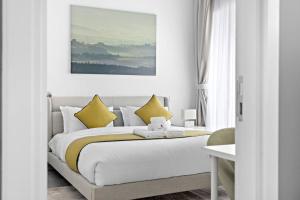 StoneTree - Stylish Apartment with amazing building facilities