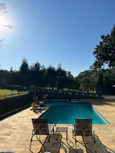 Chácara Paraiso Mion Pé na água