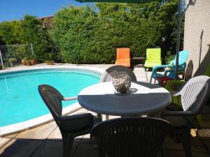 Maisons de vacances La Saugelia votre maison avec piscine privative ! : photos des chambres