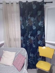 Παραθαλάσσιο στούντιο με κήπο