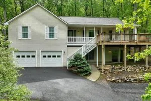 17-Seat Theater, Hot Tub and Game Room Ideal Home! - Massanutten