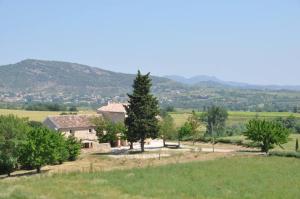 Maisons de vacances La Grange : Maison 8 Chambres
