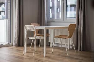 Warsaw-Aparts Herbu Janina Szpital