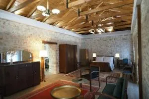 Stonehouse Grace - Kostitsi