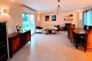 Maison de charme au pays du vin - Charming House in Wine Country - Saint-Vivien