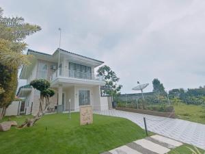 Villa Puncak Resort FRD 318