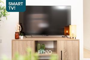 Beautiful and Modern 2-bed Home in Nottingham by Renzo, Free Wi-Fi, Ideal for Contractors
