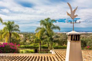 Quinta Azul - Gorgeous Apartment with Pool & Private Terrace