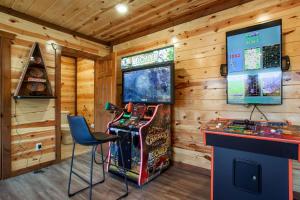 Splash of Gatlinburg cabin